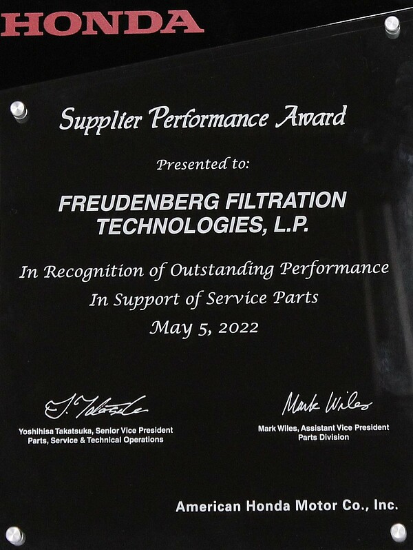 Jubiläum – Freudenberg Filtration Technologies erhält zum zehnten Mal in Folge den Honda Service Parts Supplier Award