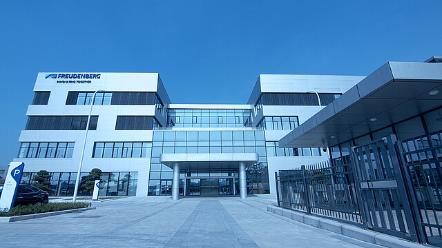 [Translate to Deutsch:] Freudenberg opens new manufacturing facility in China